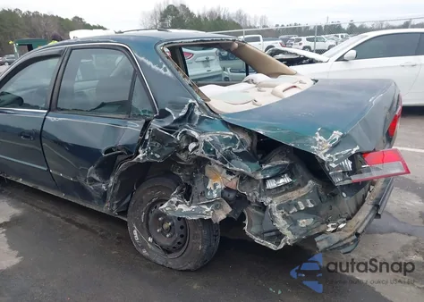 2001 Honda Accord Value Package из США, поврежденный, VIN 1HGCF86691A141698